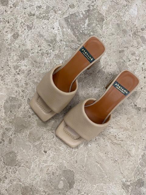 ESSENCE - Dame Sandal - Beige