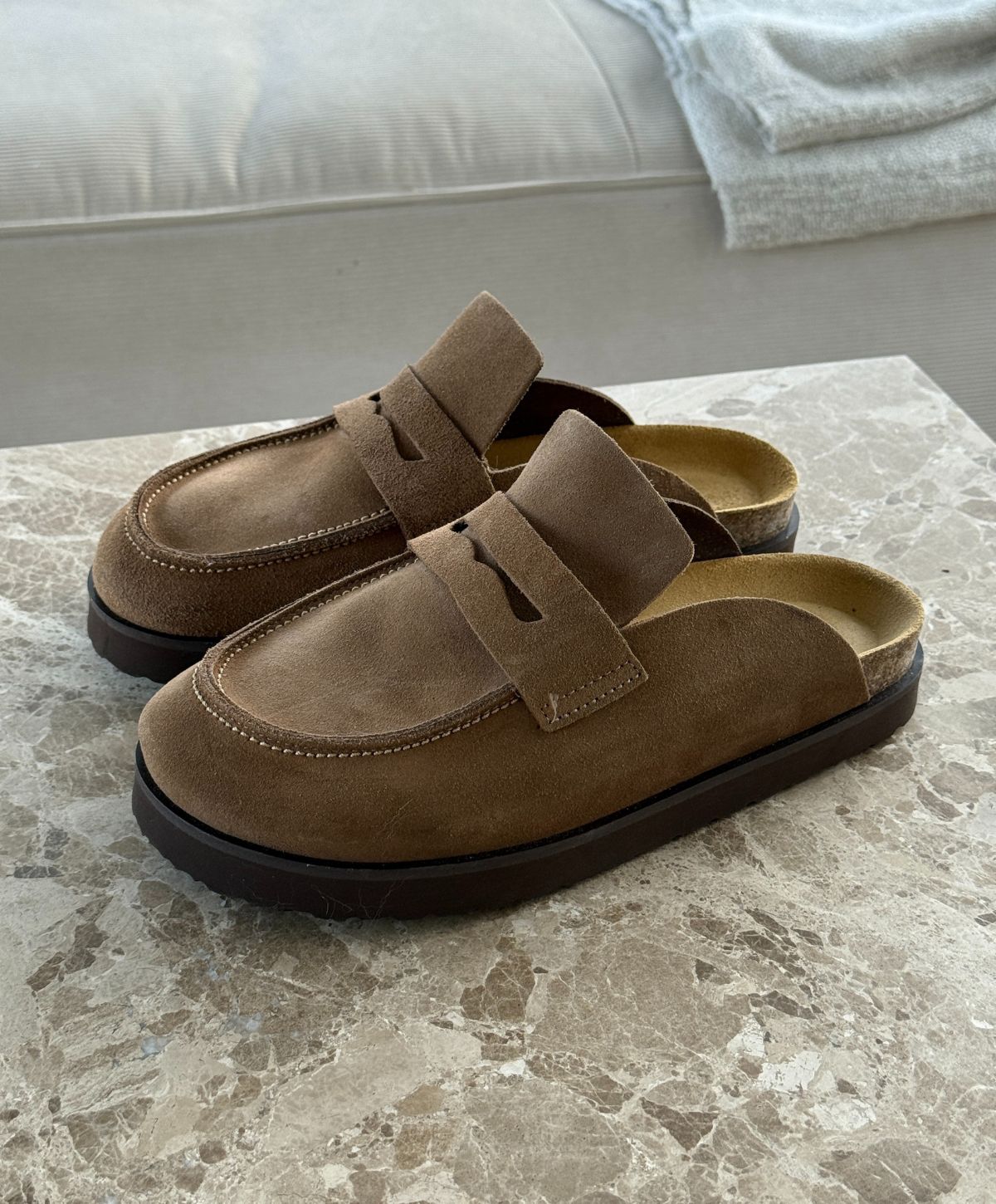 OCTAVIA - Taupe ruskind - Mules Dame