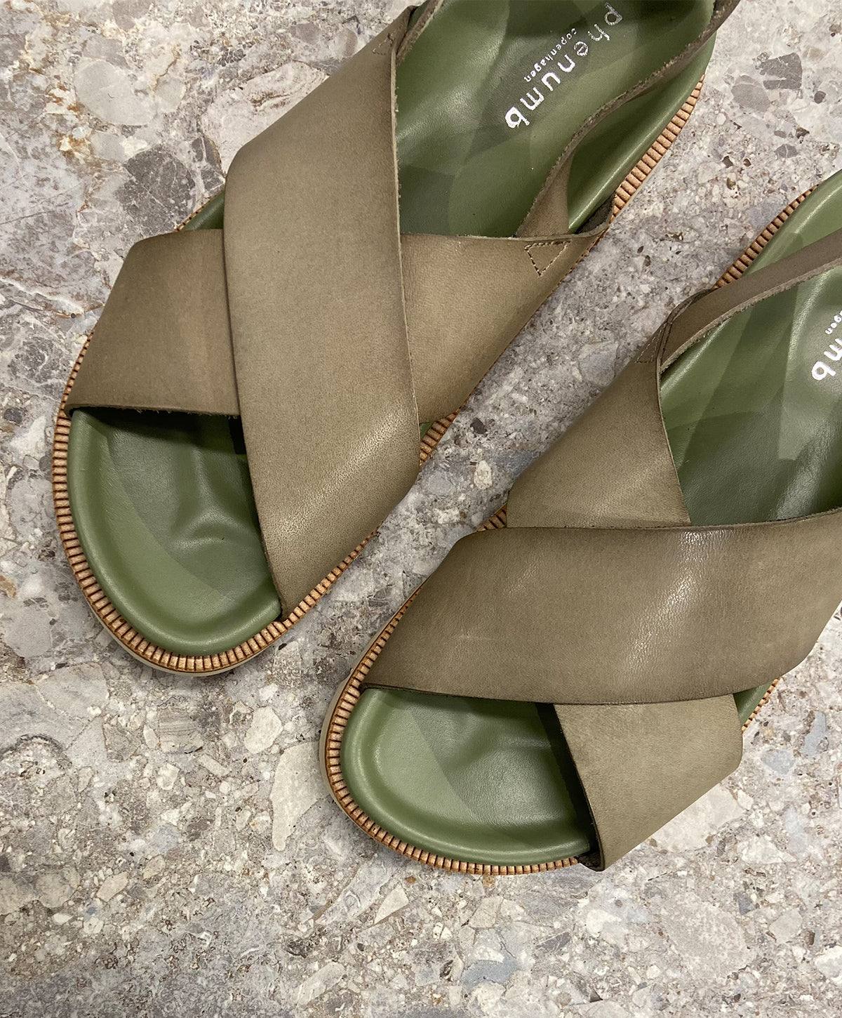 NIKITA - Dame Sandal - Khaki