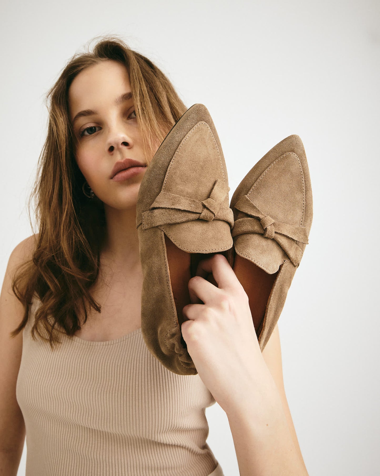 LUMIÉ - Beige læder - Loafers med spids Dame