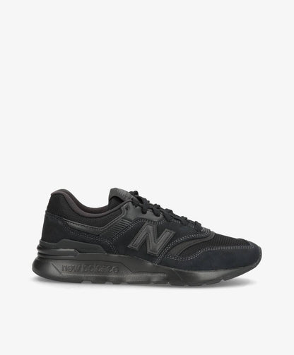 Sorte New Balance 997 sneakers med snørebånd.