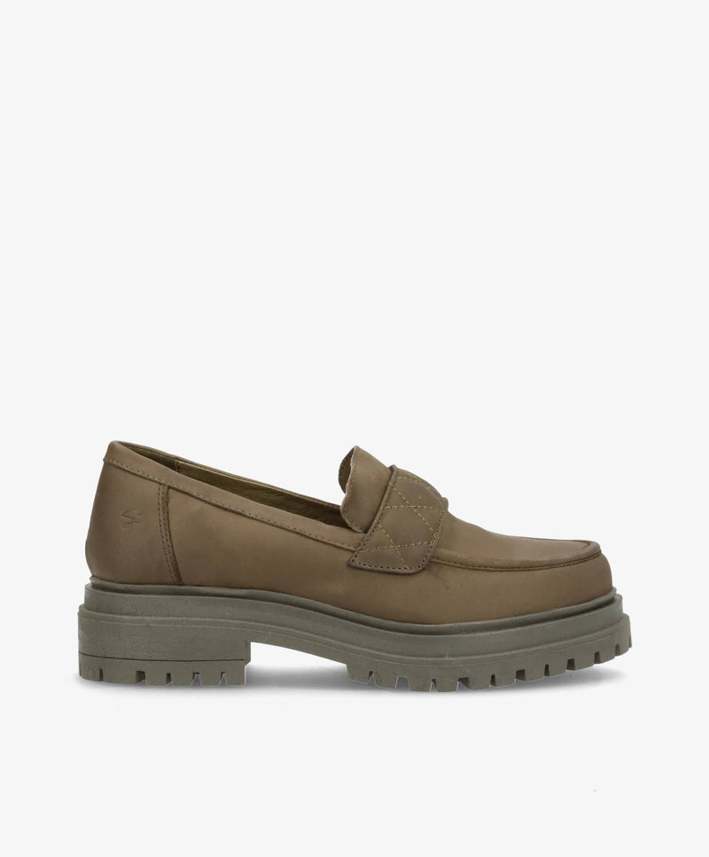 Khaki skindloafers fra Shoedesign Copenhagen med chunky bund.