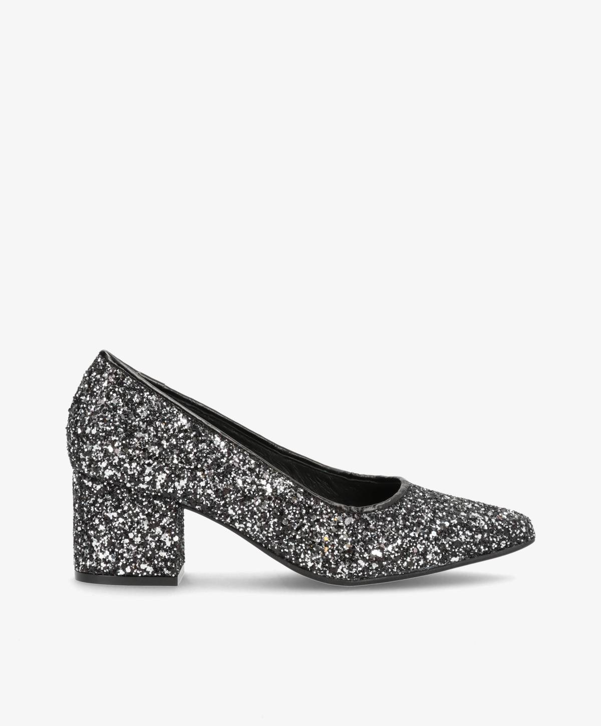 Sorte Shoedesign Copenhagen pumps med sølvglitter, spids snude og blokhæl.