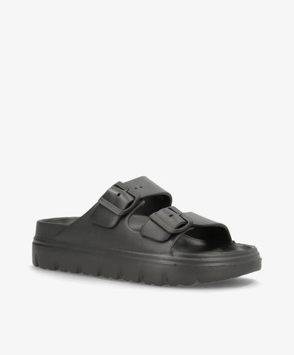 Sort sandal med to justerbare remme og en robust sål.