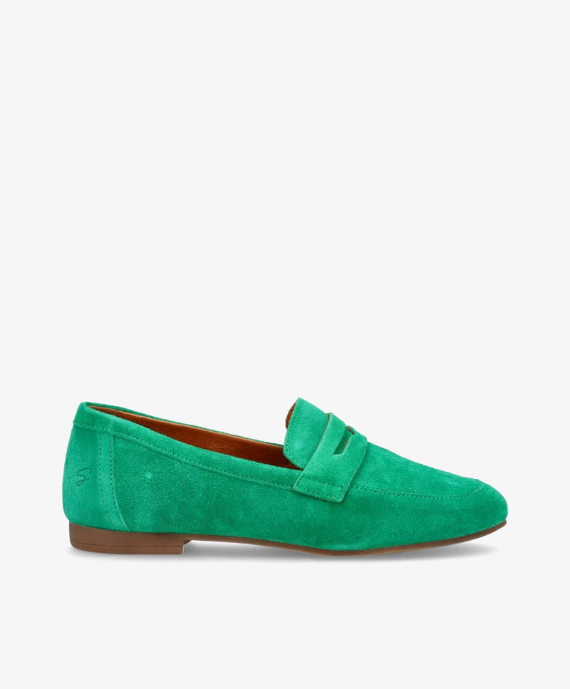 Grønne ruskindsloafers fra Shoedesign Copenhagen med spids snude.