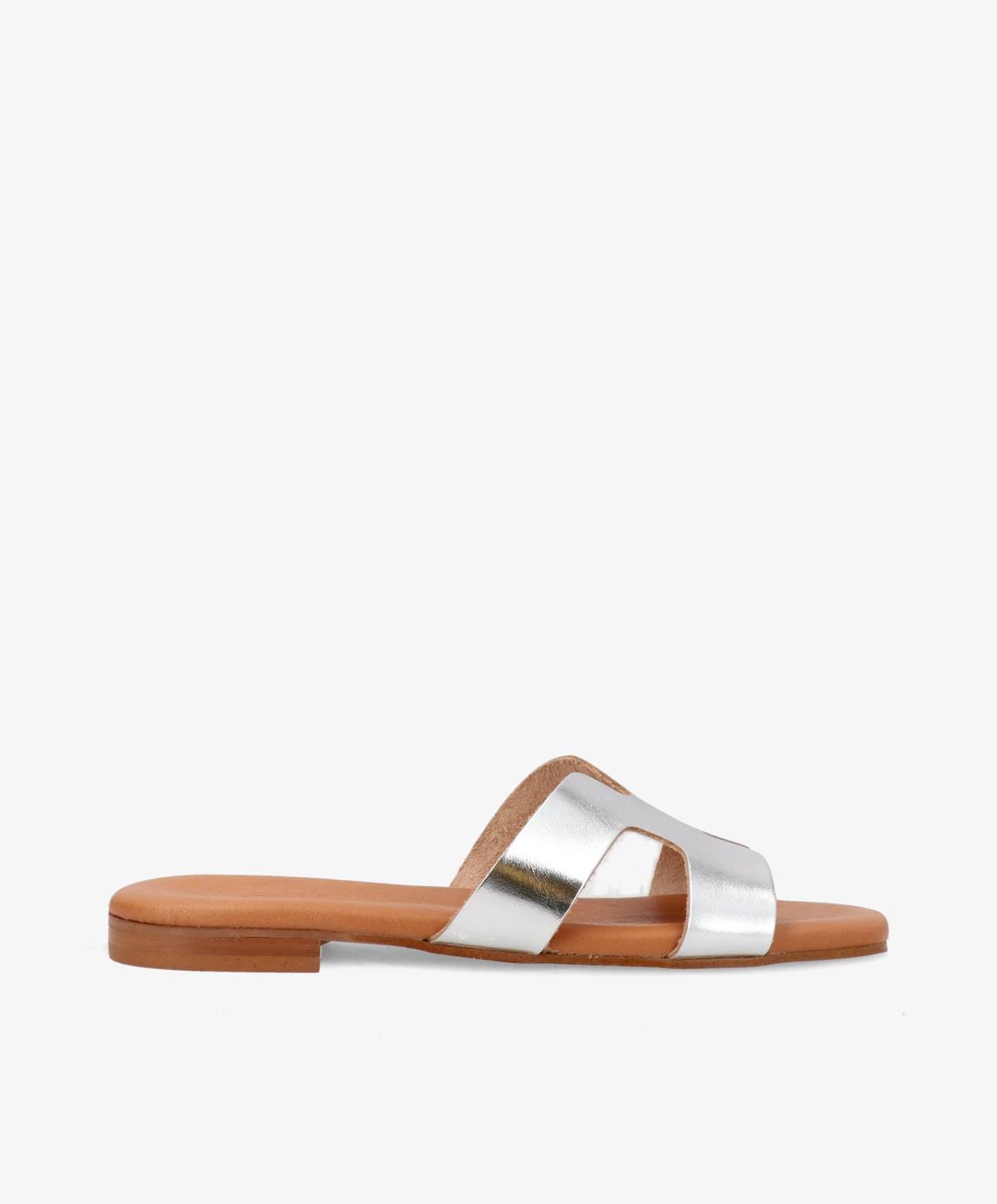 VIBELLA L - Slip-on sandal - Sølv