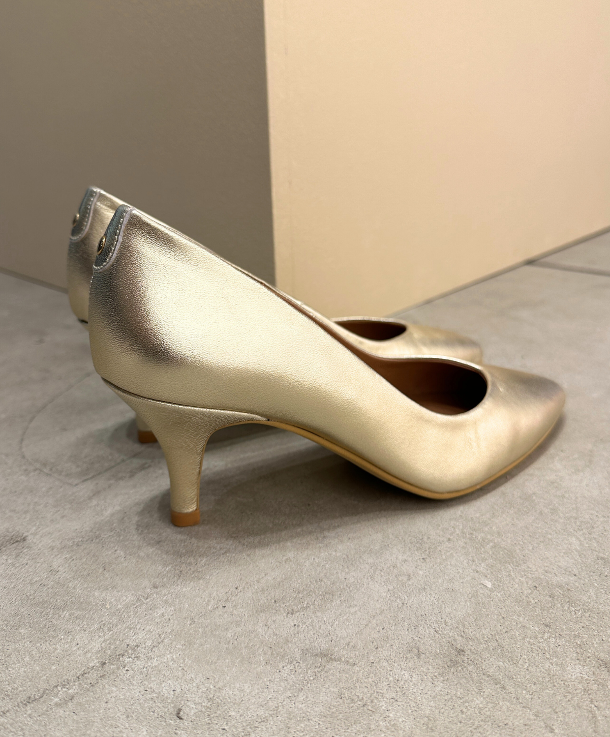 JASMIN - Pumps - Guld