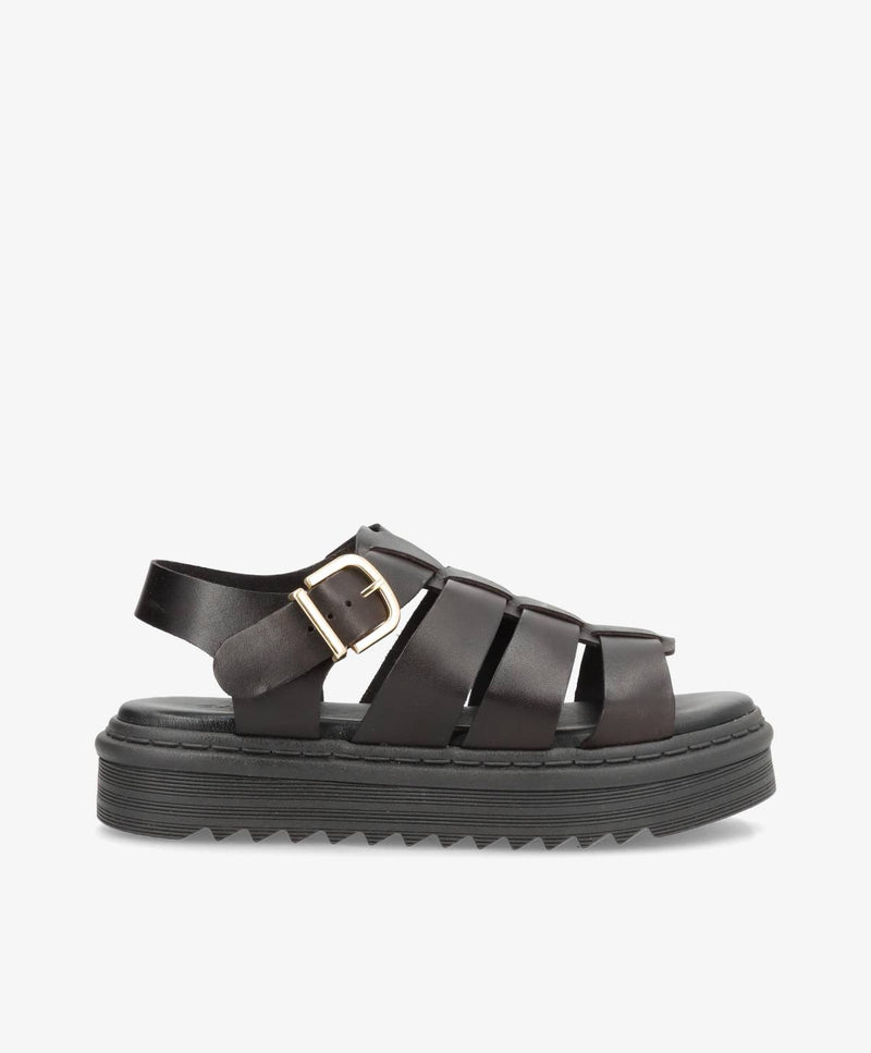 Sort skindsandal fra Shoedesign Copenhagen med remme og chunky bund.