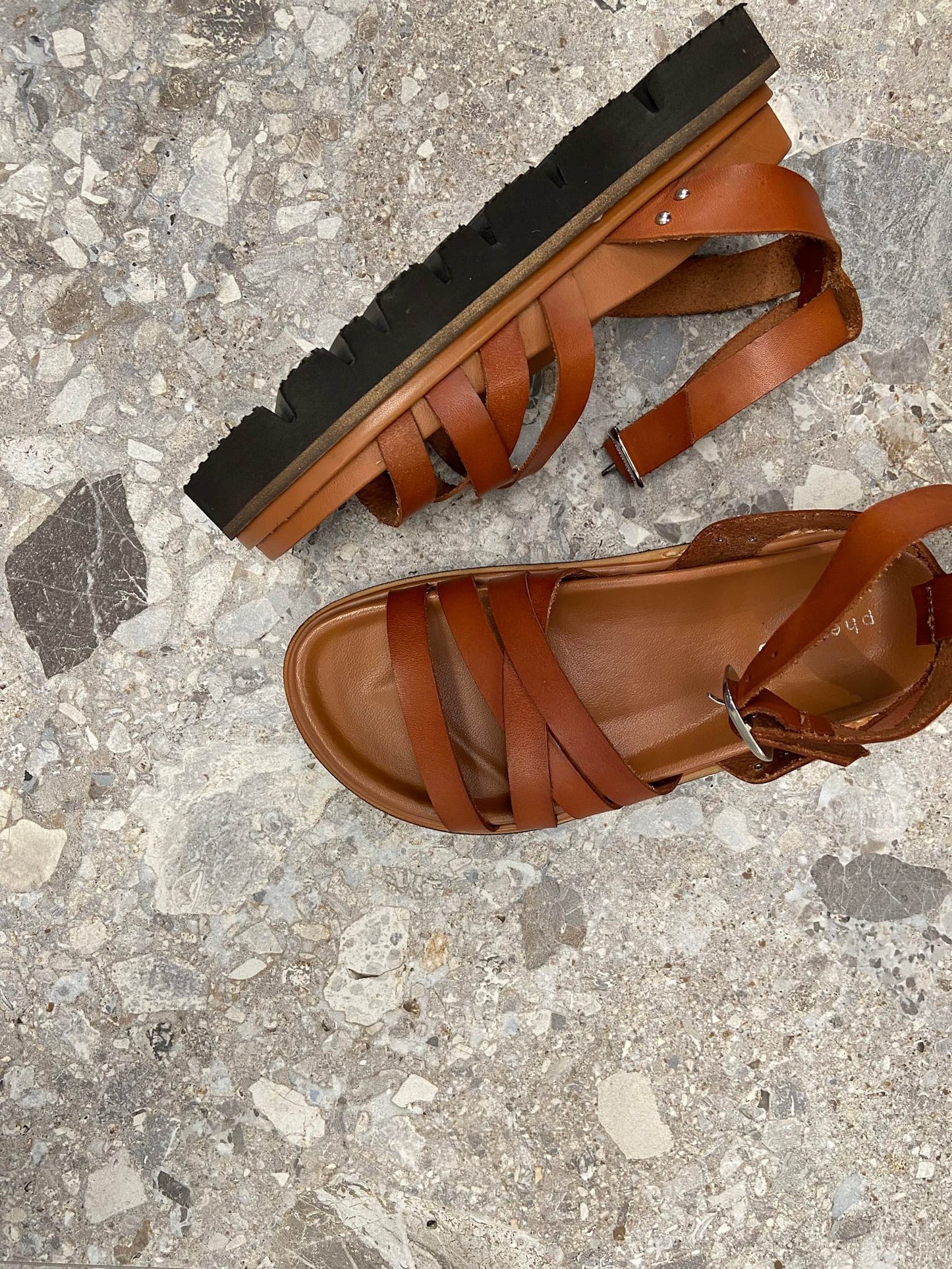 NIKKIE - Dame Sandal - Camel