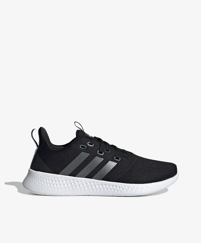Adidas dame sneakers i sort med grå striber.