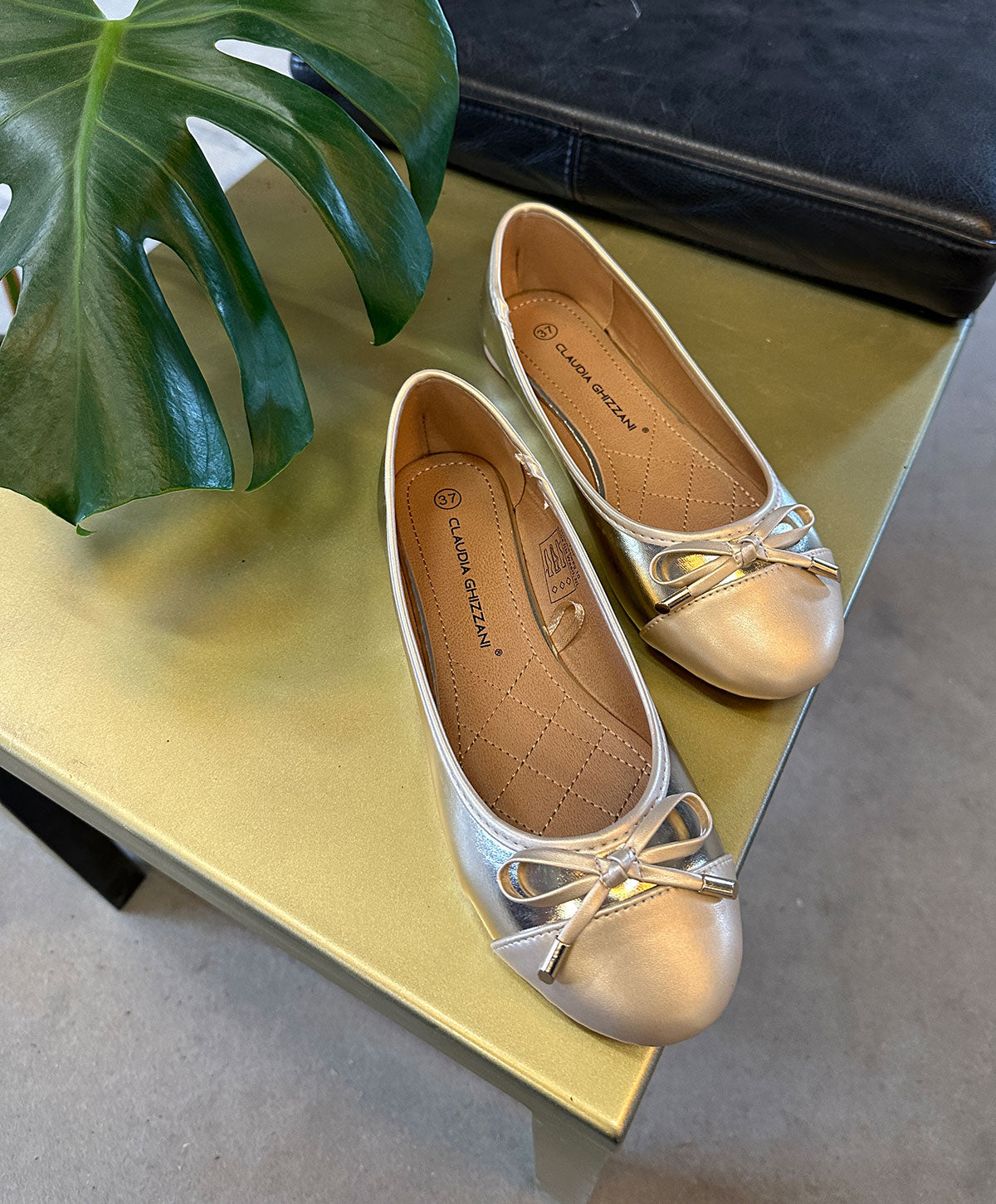 Perforering Dømme dome Ballerina Dame - Guld – Havanna Shoes