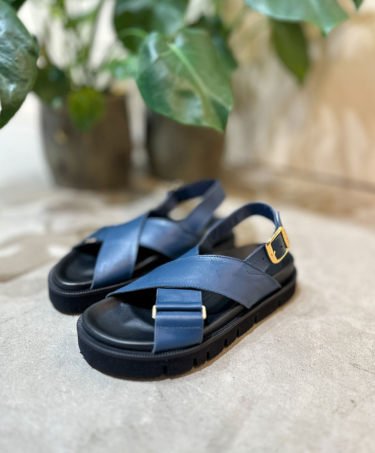 NAWA - Sandal - Sort/Blå – Havanna Shoes