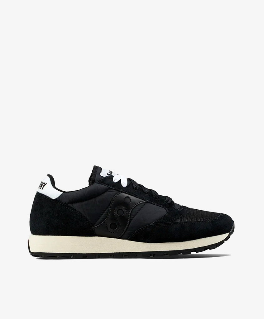 Sorte Saucony sneakers med offwhite, chunky bund.
