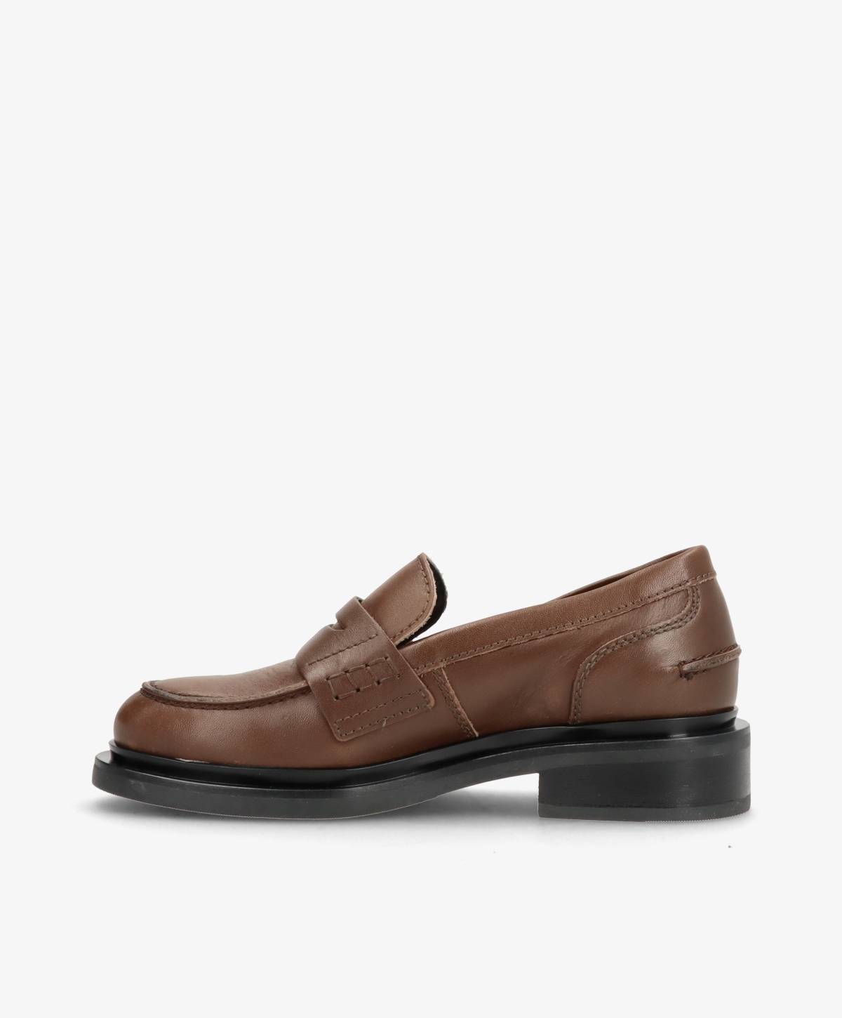 PURE - Brun washed læder - Loafers Dame