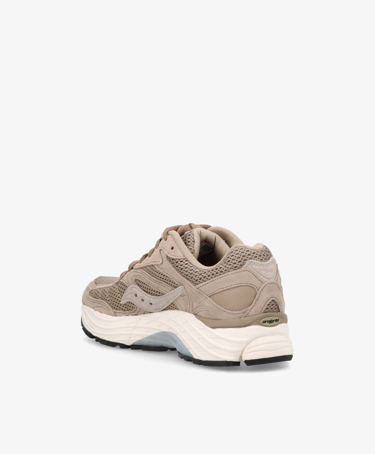 Beige sneakers til kvinder set bagfra med hvid sål og mesh-detaljer.