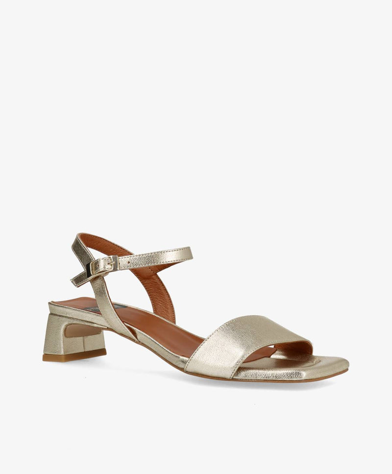 EMBRACE - Guld laminat læder - Sandal med hæl Dame