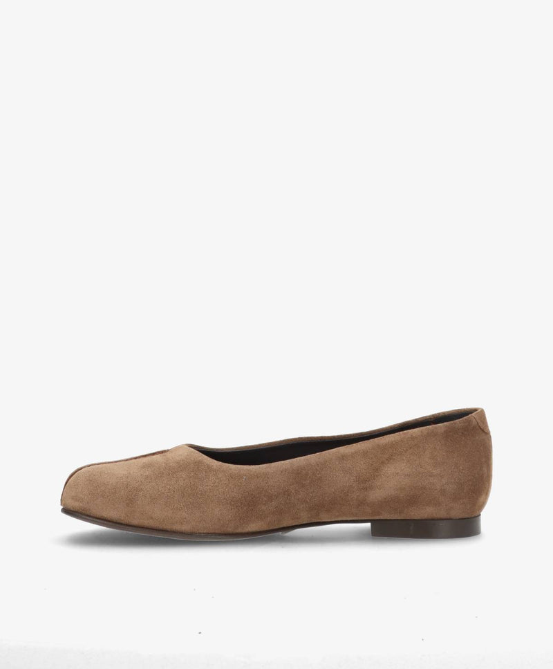 Preorder - lev. uge 39 - WHISBARE S - Nøddebrun Ruskind - Barefoot Ballerina - Dame