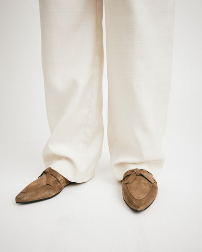 LUMIÉ - Beige læder - Loafers med spids Dame