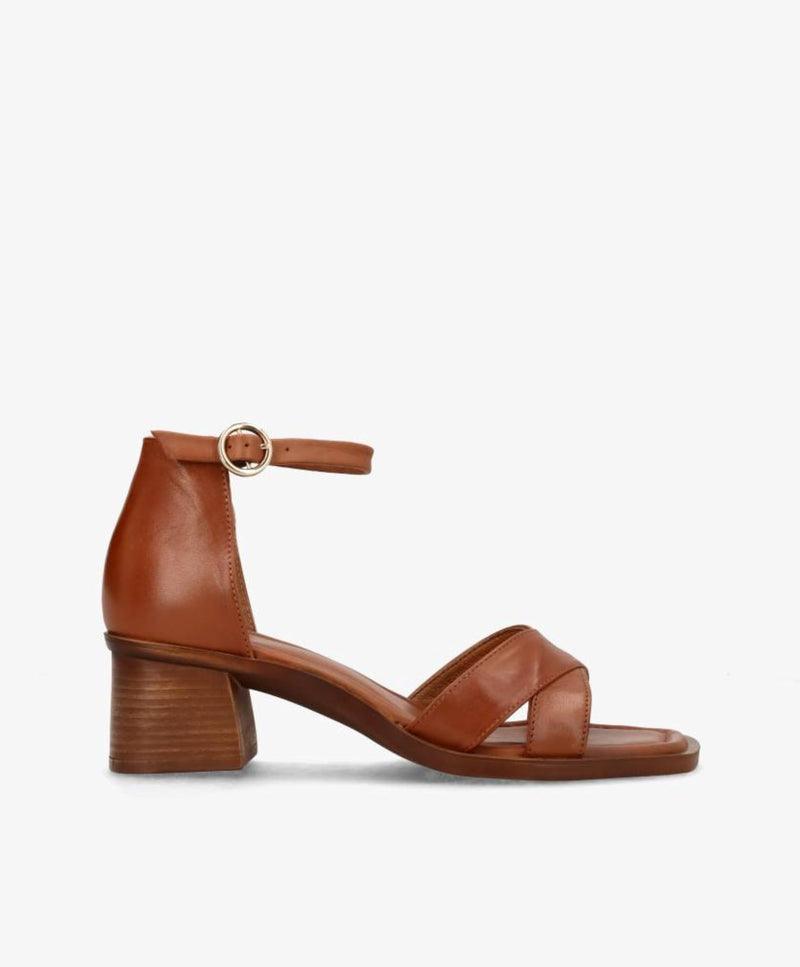 RIANNA - Mellembrun læder - Sandal med hæl Dame