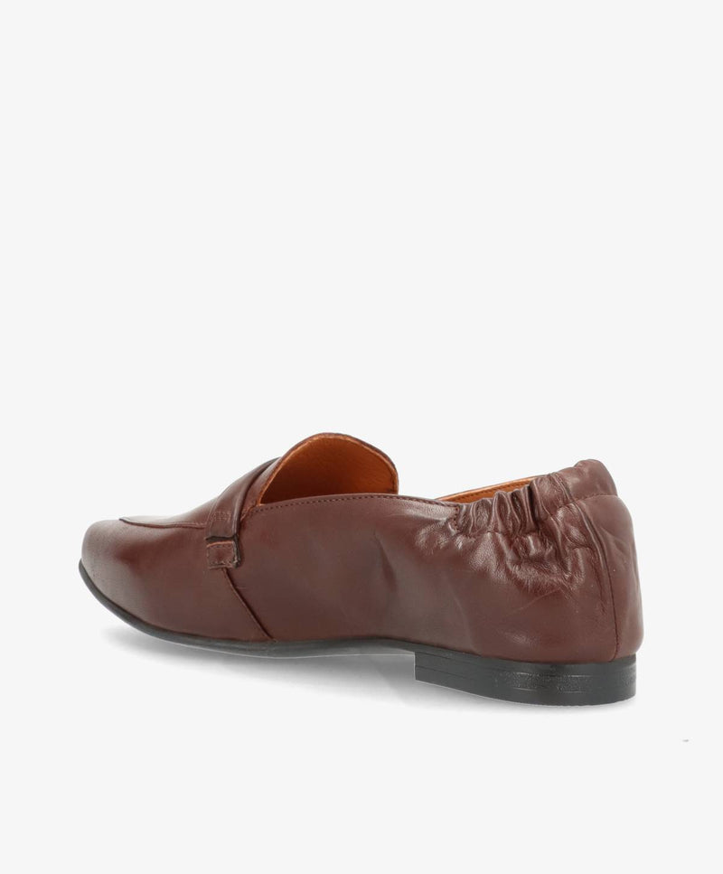 LUCY - Mørkebrun læder - Loafers med spids Dame